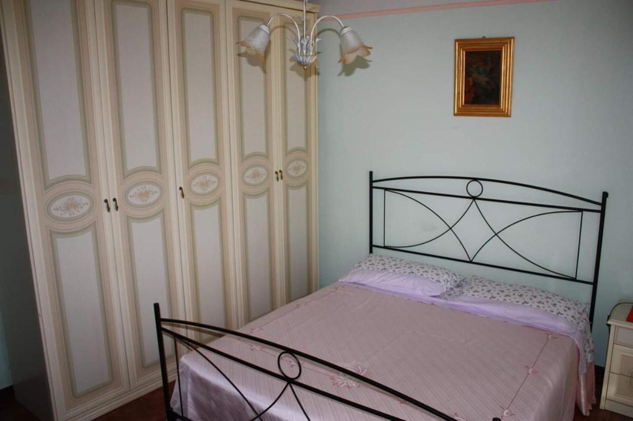 B&B Mamma Ari Fermo Exteriér fotografie