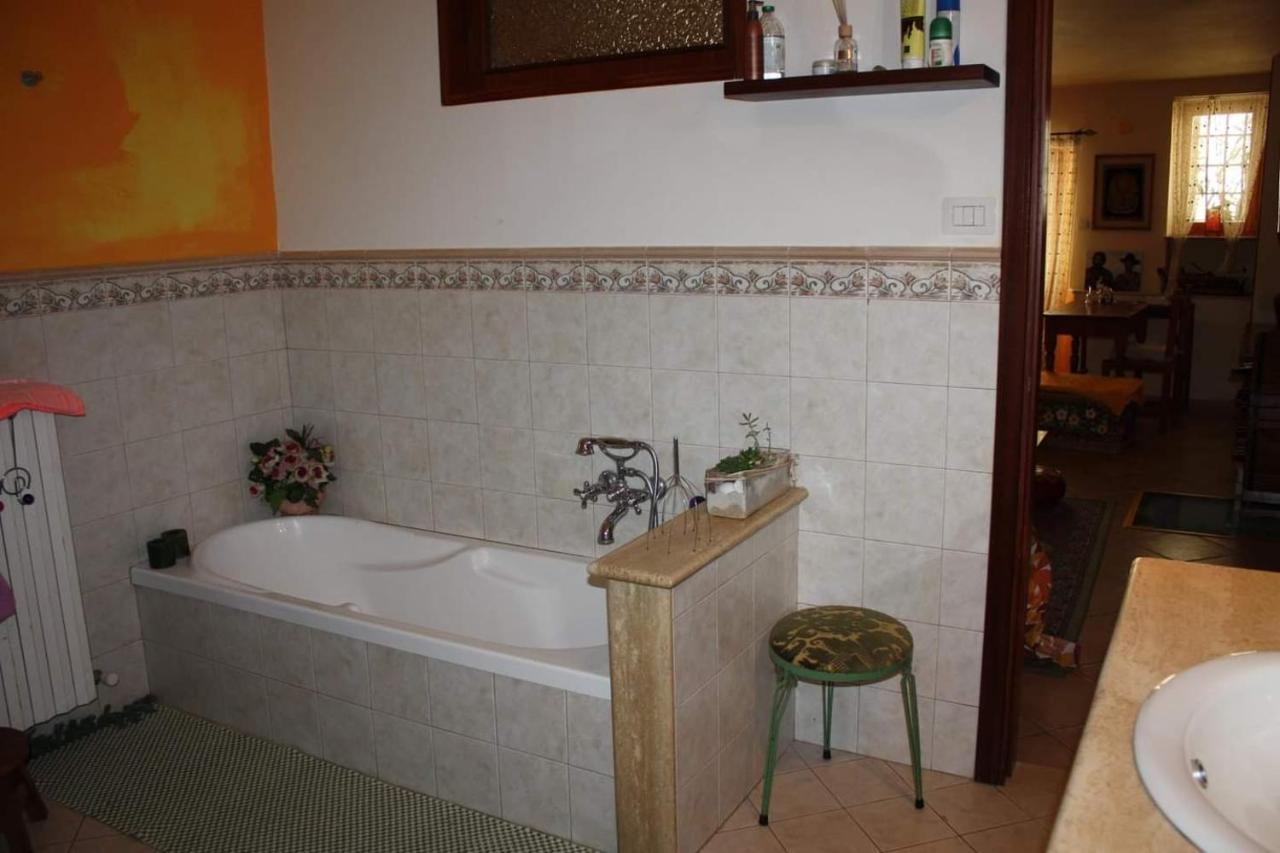 B&B Mamma Ari Fermo Exteriér fotografie